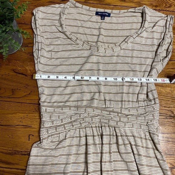 𝅺MAX EDITION SZ M TAN  STRETCH KNIT WAIST DRESS - Picture 5 of 7